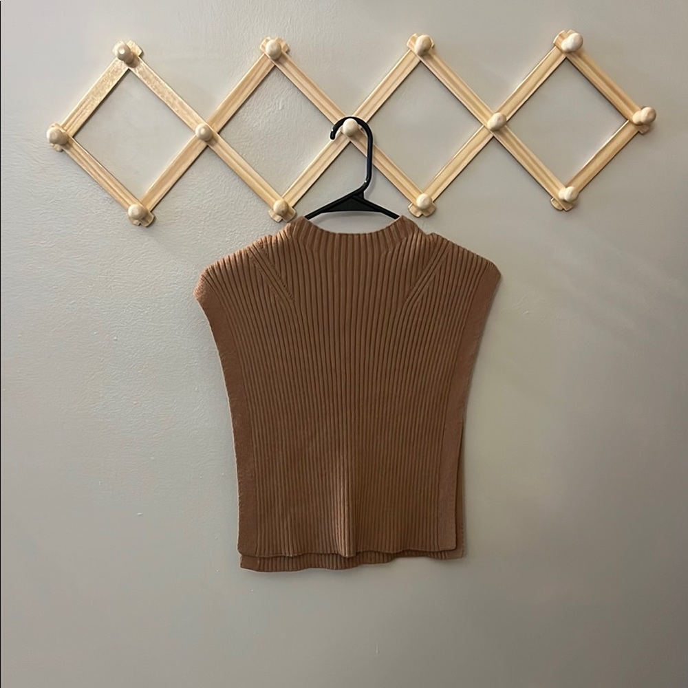 Stylish Brown Ribbed Knit Top